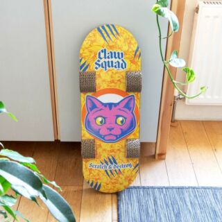 Θέλεις η γάτα σου να σταματήσει να ξύνει τα επίπλα σου; Ανακάλυψε το skateboard από χαρτόνι για γάτες, μια funky & eco friendly προσθήκη στο σαλόνι σου!Το Ονυχοδρόμιο από χαρτόνι ή αλλιώς το πιο γατίσιο skaterboard 🛹🐈 δίνει στο αγαπημένο σου κατοικίδιο την δυνατότητα να ξύσει τα νύχια τoυ όσο επιθυμεί!#THEPET
#catshop #catsofgreece #catlife
